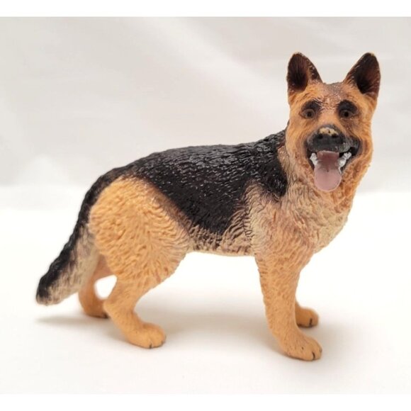 Schleich German Shepherd Dog Resin 3" Long Figurine - Picture 1 of 6